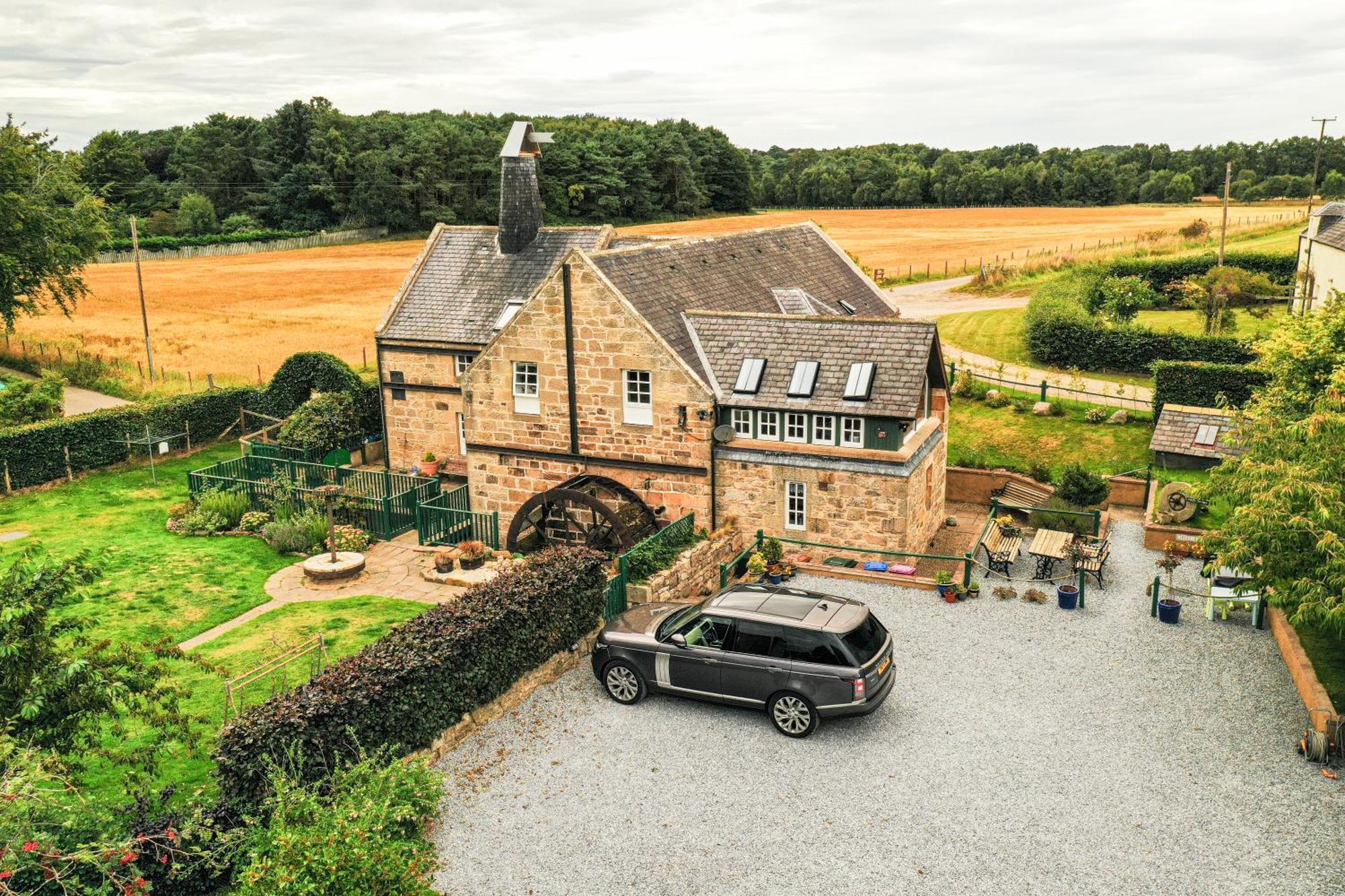 The Barley Mill Villa เอลจิน ภายนอก รูปภาพ
